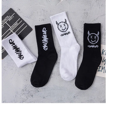 Men Women Socks Cotton Simplicity Anime Devil Grimace Harajuku Black White Graffiti Fashion Long Funny Hip Hop Sox Unisex medias